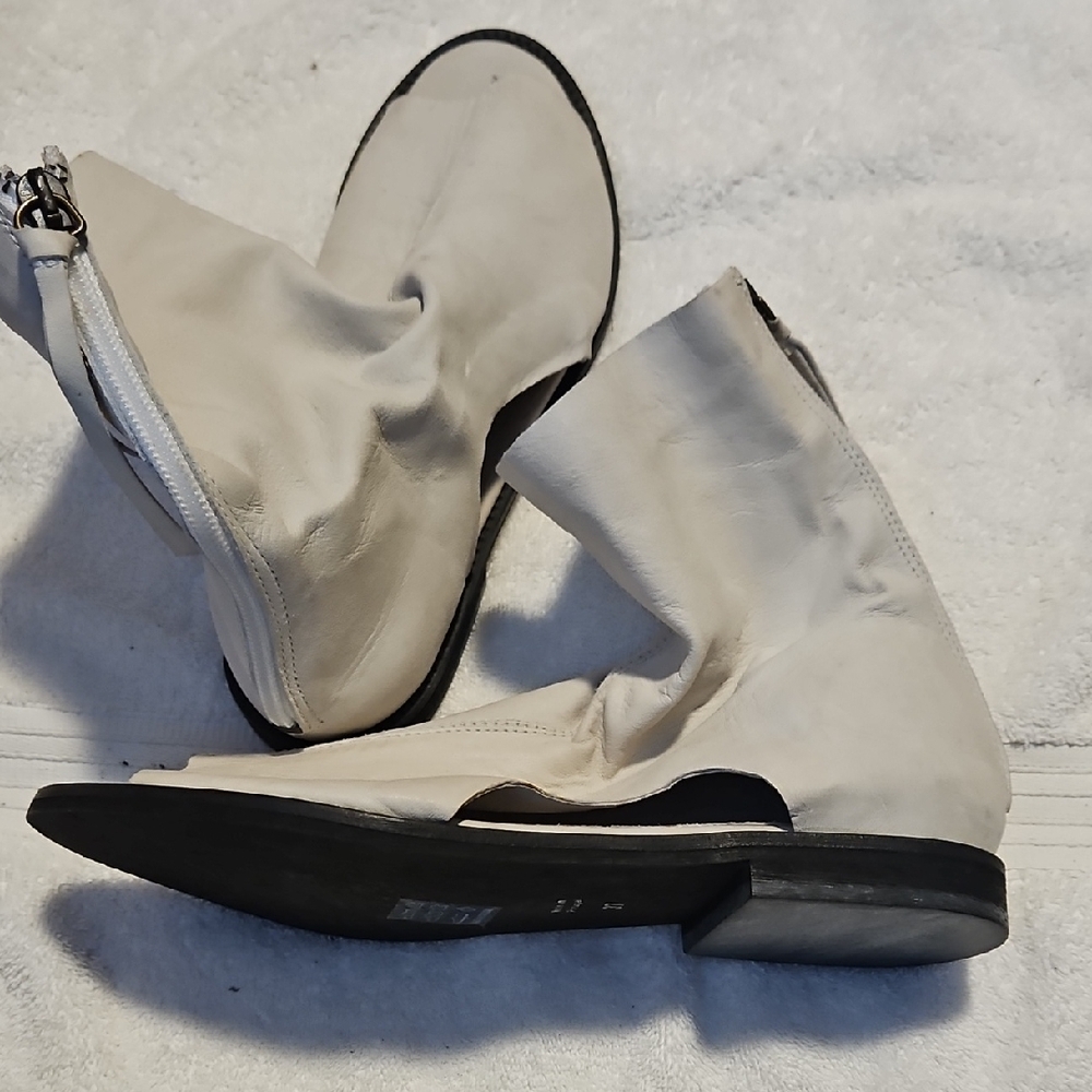 Free People Cream Side-Zip Ankle Booties